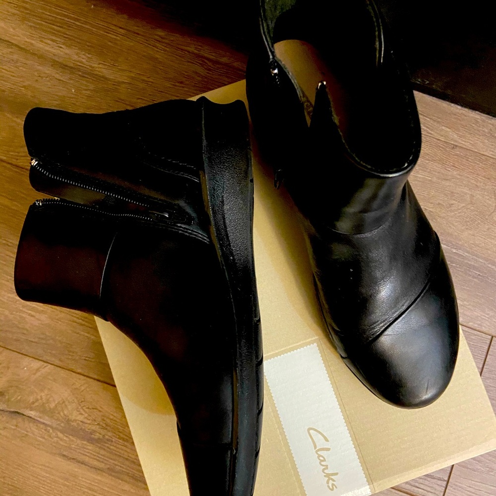 Clarks ankle boots Size 8 . leather
